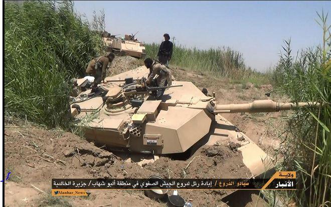 فيديو | “داعش” تدمر رتل دبابات عراقية وتستولى على بعضها