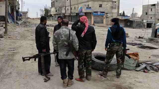 قتلى وجرحى في اشتباكات بين “حزب الله” ومسلحين سوريين