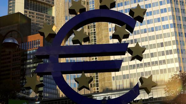 “المركزي الأوروبي” يطلق تريليون دولار لإنعاش اقتصاد أعضائه