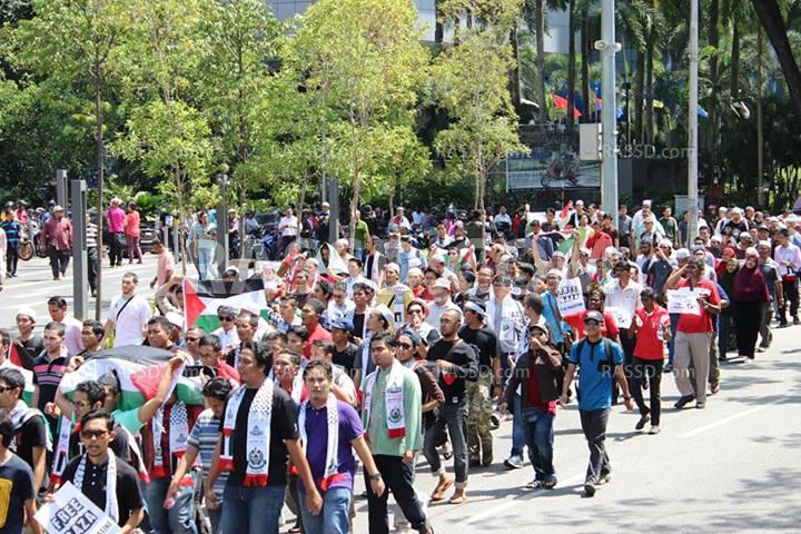 الماليزيون ينددون بالعدوان على غزة وحصار مصر