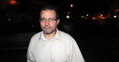 رفع اسم “هشام قنديل” من قوائم الممنوعين من السفر