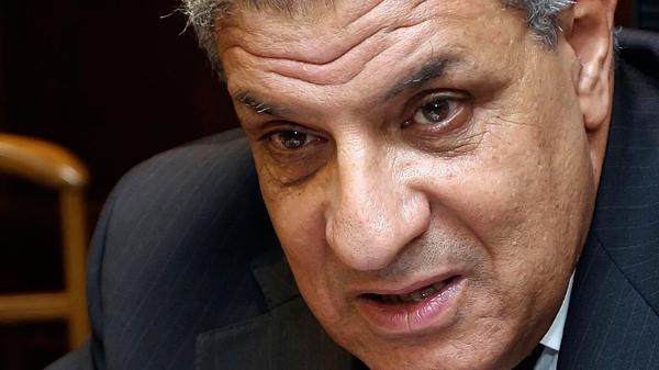 تعرض موكب محلب لحادث بالدقهلية.. وإصابة 3 مواطنيين