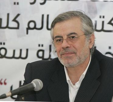 “تيسير الخطيب”: “السيسي” يعرقل تعديل مبادرة التهدئة في غزة