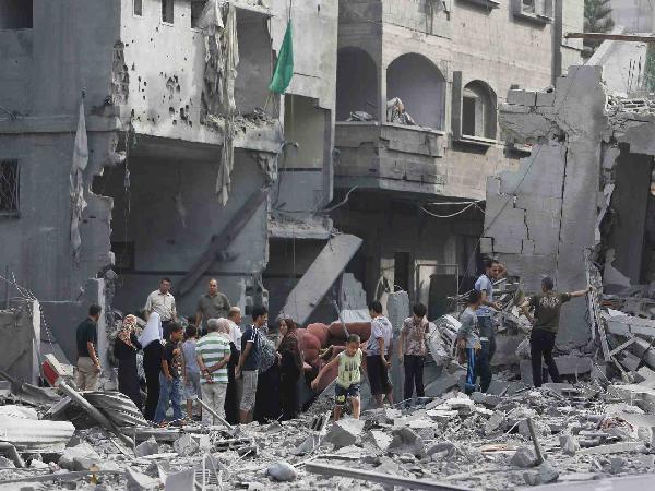 “الصحة العالمية” تدعو لفتح ممر إنساني لإجلاء الجرحى في غزة