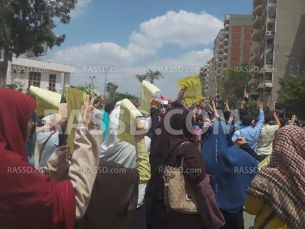 “حورية المنصورة” تشارك في أسبوع “عيد الشهداء”