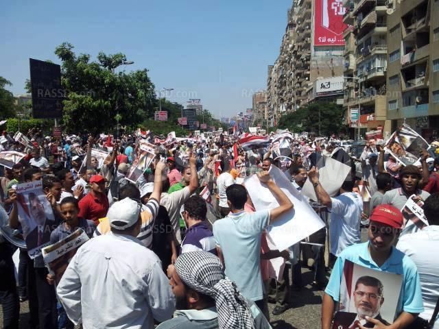 مسيرة حاشد لرافضى الانقلاب بمصطفي محمود