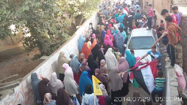 مسيرة بقرية “جادو” بـ”الإبراهيمية” في ثاني أيام العيد