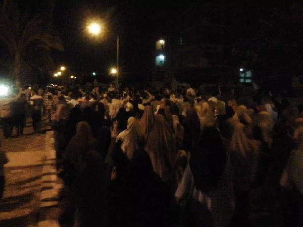 مسيرة ليلية تجوب شوارع “السادات”للمطالبة بالقصاص للشهداء