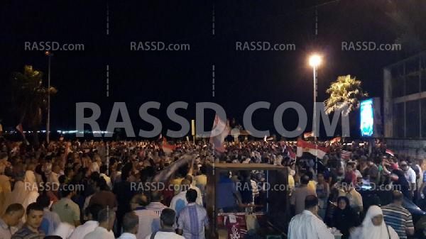 مسيرة حاشدة لتأييد الشرعية من أمام ” القائد ابراهيم”