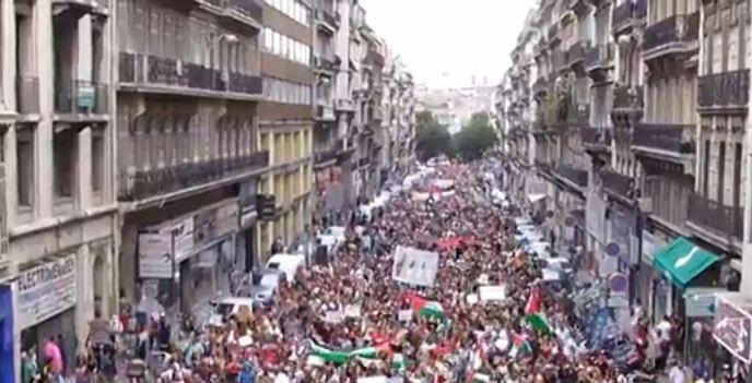 فيديو | عشرات الآلاف من سكان مارسيليا بفرنسا يتظاهرون دعمًا لغزة