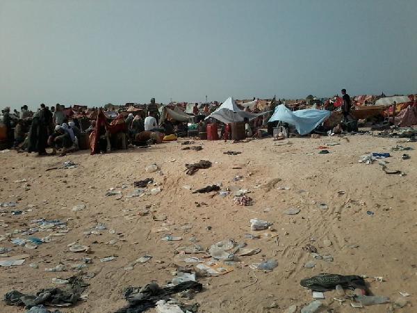 صور | مأساة المصريين علي حدود”تونس – ليبيا”