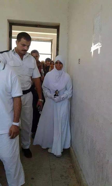 شقيقة “رشا وهند منير”: حكم المؤبد لشقيقاتي .. صدمة