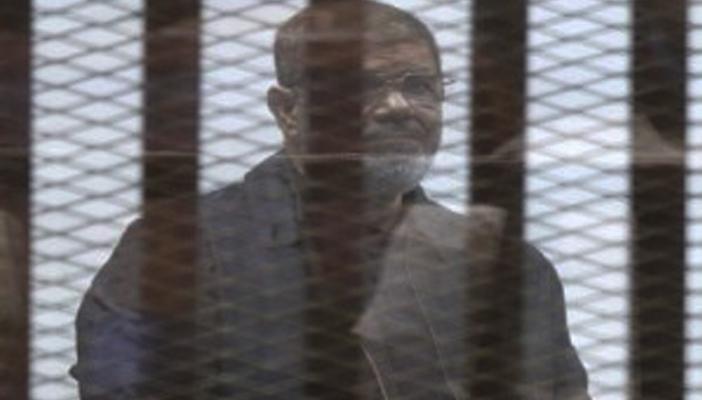 تأجيل محاكمة مرسي في “التخابر مع قطر” لجلسة الغد