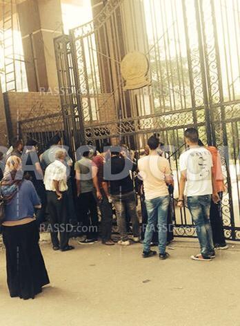 جامعة المنصورة تغلق أبوابها تحسبًا للتظاهرات