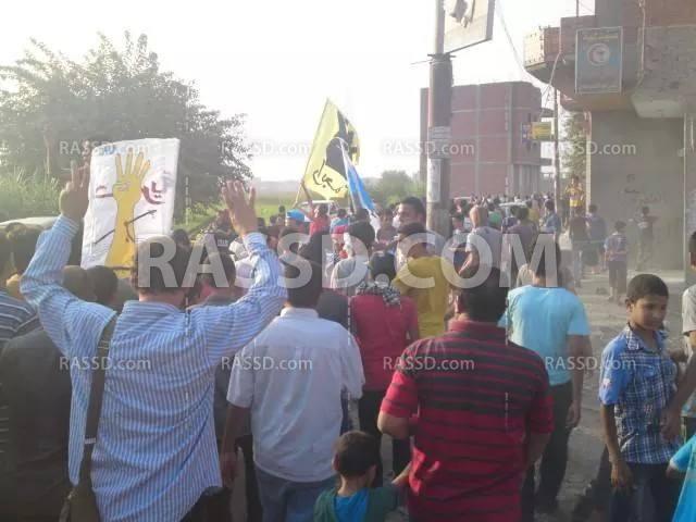 مسيرة في “أبو حماد” بالشرقية مطالبة بالإفراج عن المعتقلين