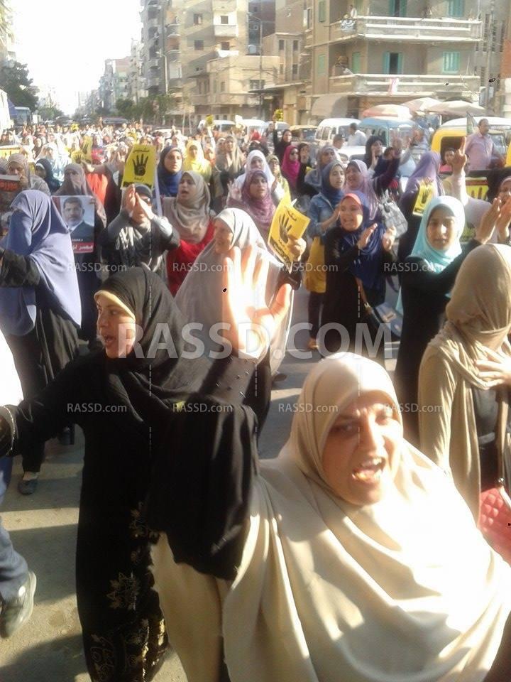 مسيرة في “الرمل” بالأسكندرية دعماً لـ”غزة” ورفضاً للانقلاب