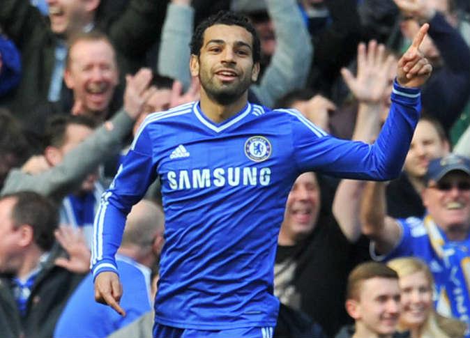 “صلاح” ضمن 11 محترفا في قائمة مصر أمام السنغال