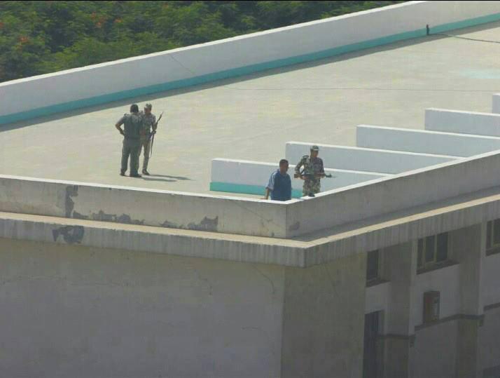 قناصة أعلى مستشفي المعادي العسكري