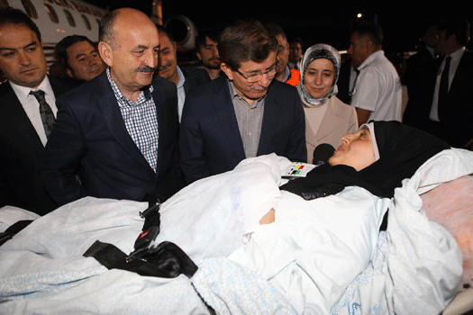 نقل 18 جريحًا فلسطينيًا للعلاج في تركيا