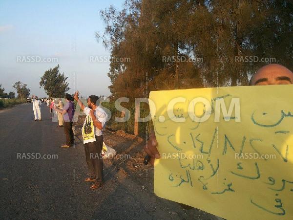 سلسلة بشرية بكفر الشيخ ضد الانقلاب