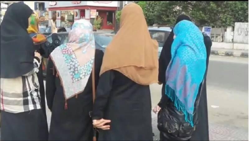 فراشات مفاجئة لـ”ثورية حرة” بالدقهلية