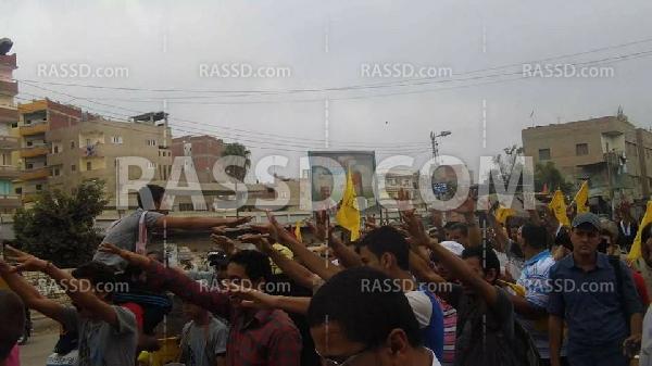 هتافات مناهضة للعسكر ورفع الدعم في مسيرة كفر صقر