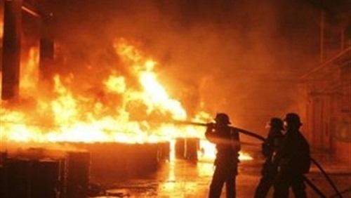 اندلاع حريق هائل بمخازن “السلاب” على طريق الأوتوستراد