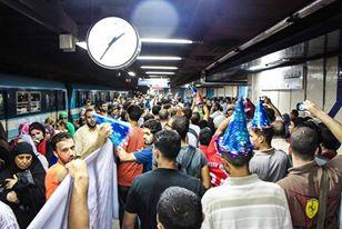 آخر مترو في جمعة الحسم يشتعل بهتافات رافضي الانقلاب