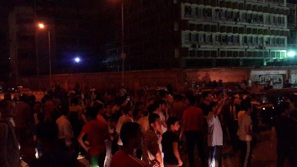 وقفة شبابية في “الهرم” مطالبة بالإفراج عن المعتقلين