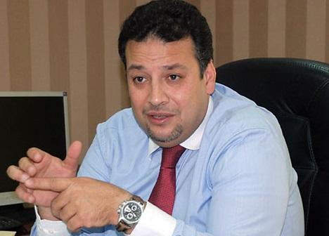 عزام: لجنة تعديل الدستور “لقيطة” ومنقطعة النسب عن الشعب