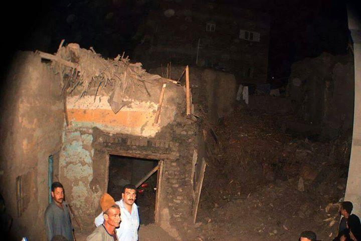 مصرع 3 مواطنين في انهيار منزل بقرية الشبراوين بالدقهلية