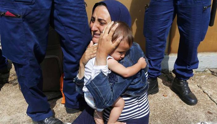 بلغاريا تحتجز 39 سوريًا قرب الحدود مع صربيا