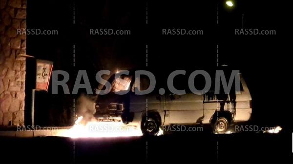 مجهولون يشعلون النيران في سيارة حكومية بالسويس