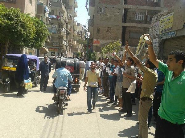 وقفة لشباب ضد الانقلاب أمام مجلس مدينة شبين القناطر