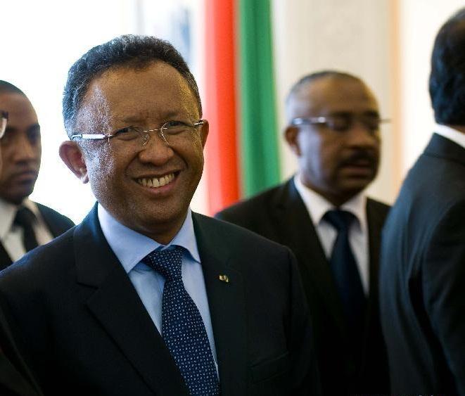 تهم الفساد تلاحق وزراء سابقين بـ”مدغشقر”