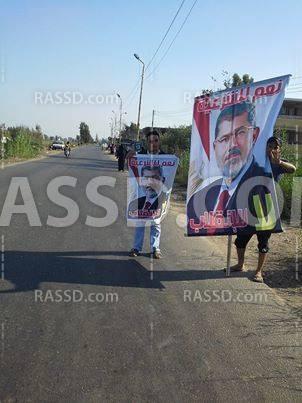 سلسة بشرية بطول طريق الحامول بلطيم بكفر الشيخ