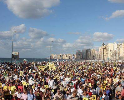 شاهد عيان يروي تفاصيل هجوم البلطجية علي مسيرة الأسكندرية