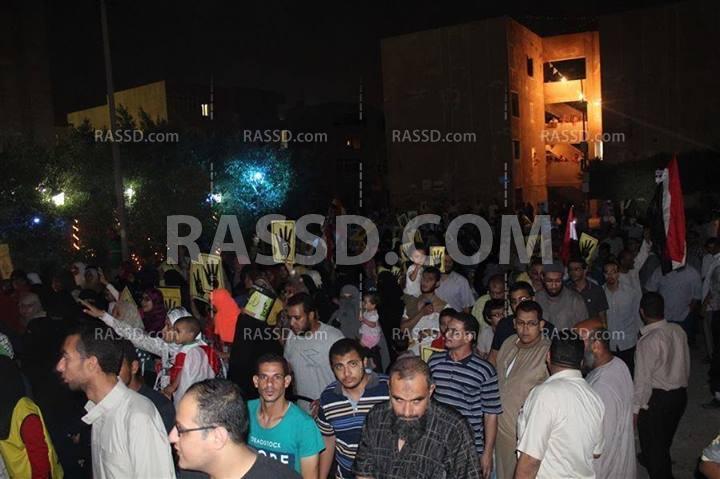 بالصور..مسيرات ليلية تجوب شوارع العبور بالقليوبية