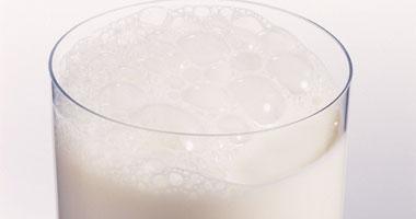 دراسة هولندية: شرب كوبين حليب يومياً يخفض ضغط الدم