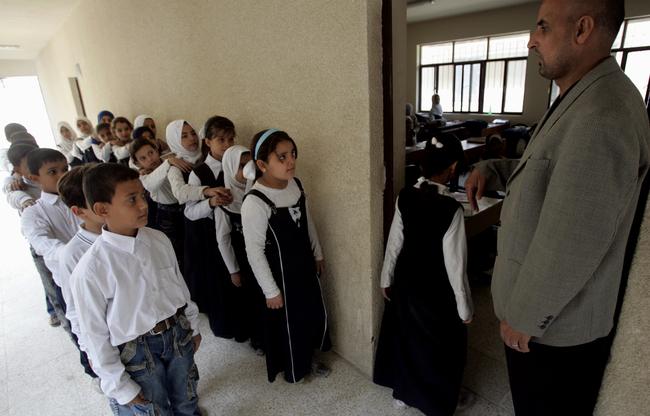 تضارب التصريحات حول إخلاء المدارس بمحيط “انفجار الخارجية”