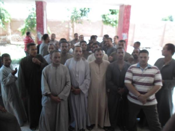 عمال الأمن والنظافة بمستشفيات الأقصر يضربون عن الطعام