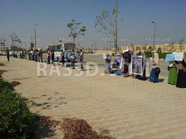 وقفة لطلاب هندسة بني سويف للتنديد باعتقال زملائهم