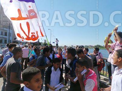 وقفة لطلبة دمياط ضد الانقلاب بكورنيش النيل