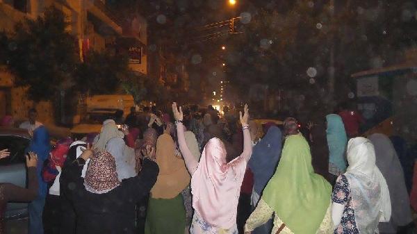 مسيرة ليلية بالمنصورة منددة بحكم العسكر