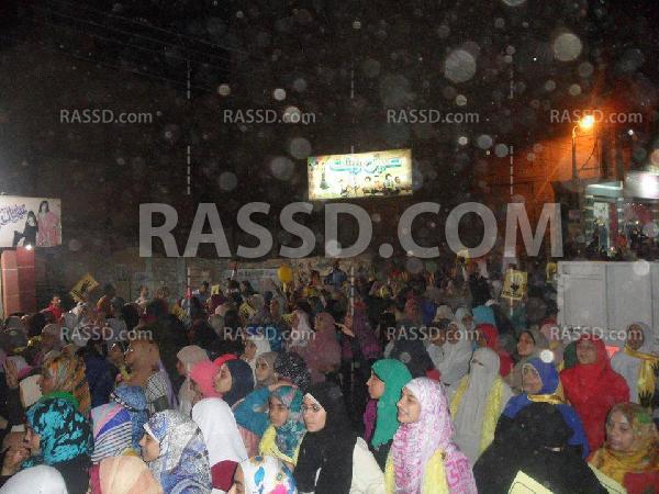 نساء البدرشين يشاركن في مسيرة ضد الانقلاب