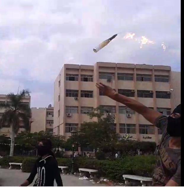 جامعة الزقازيق تتحول إلي  وكر للبلطجة