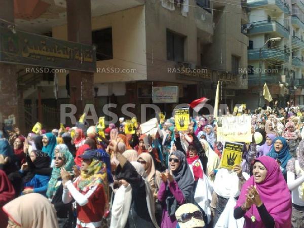 بالصور..مسيرة لطلاب جامعة بني سويف دعما للشرعة