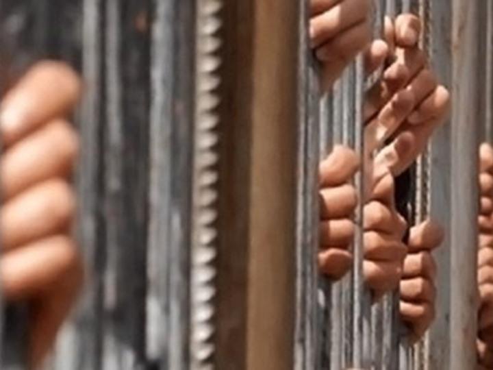بالمستندات.. احتجاز 12 سيدة بقسم شرطة أوسيم لإجبار متهم على الاستسلام