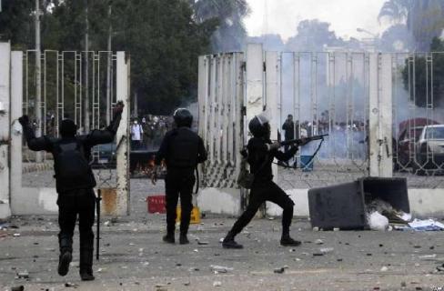 قمع العسكر يسيطر على العام الدراسى الجديد