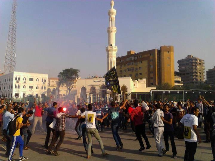 الأمن يعتقل ويطلق غاز ورصاص حي على “طلاب ضد الانقلاب” برابعة